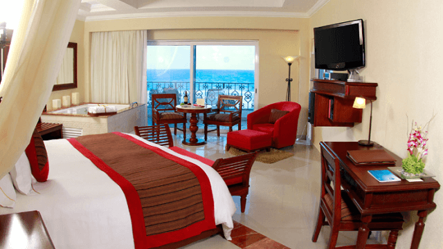 20141031-176-8-cancun-hotel