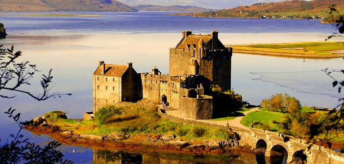 スコットランドで一番美しいと称される古城 アイリーンドナン城 旅時間