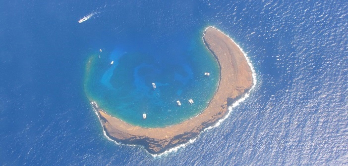 ウニマク島