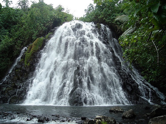 Kepirohi Waterfall, Pohnpei
