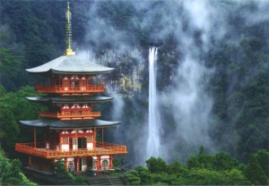 眺めているだけで癒される!世界に誇る日本の美しい滝7選。 | 旅時間