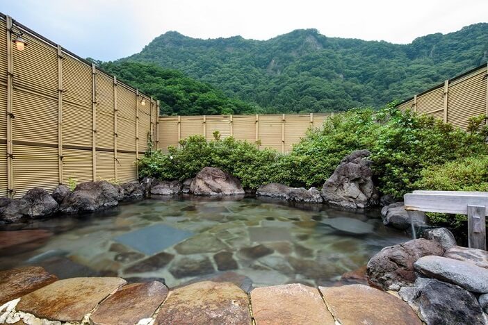 袋田温泉で楽しむ日帰り入浴 人気の日帰り温泉スポット3選 旅時間